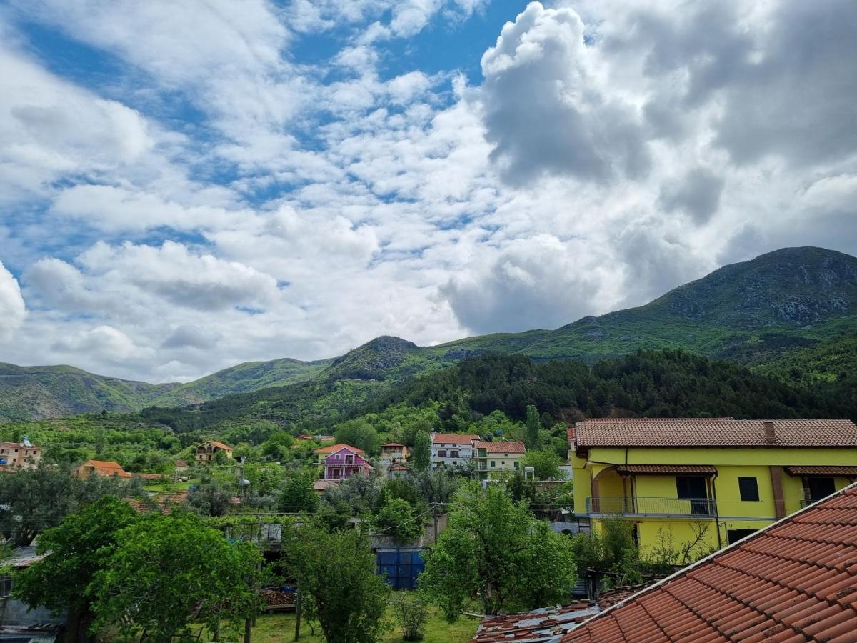 Kallmet Villa Kallmet i Madh Luaran gambar